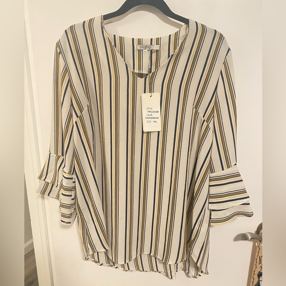 Profile Apparel Striped Top - Size 1x NWT - Picture 2 of 6